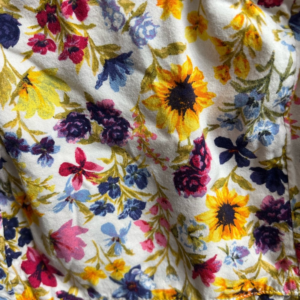 Floral Dress with Ruffle Hem - Picture 5 of 5